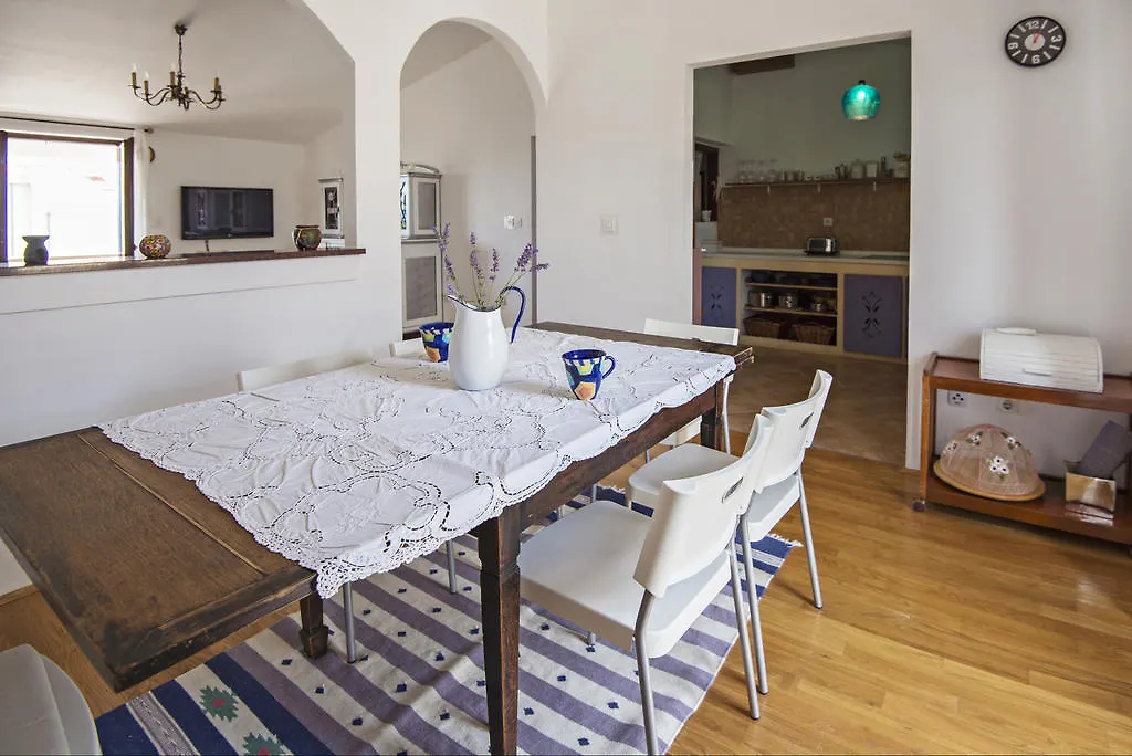 Apartments Petrcane Welcome
