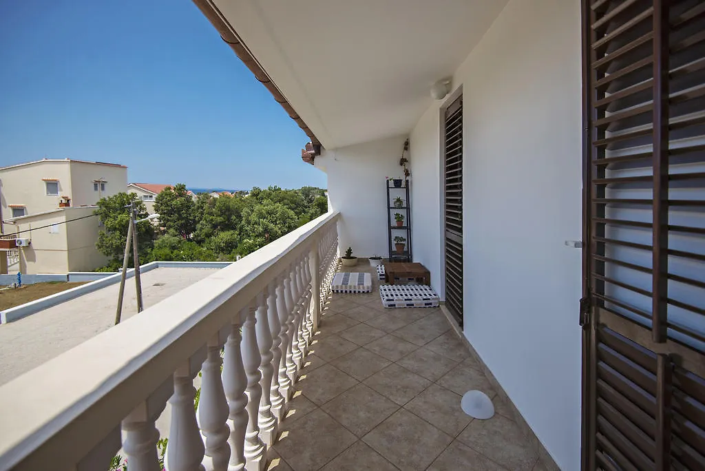 Apartments Petrcane Welcome