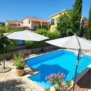 Grgic Apartman Njivice